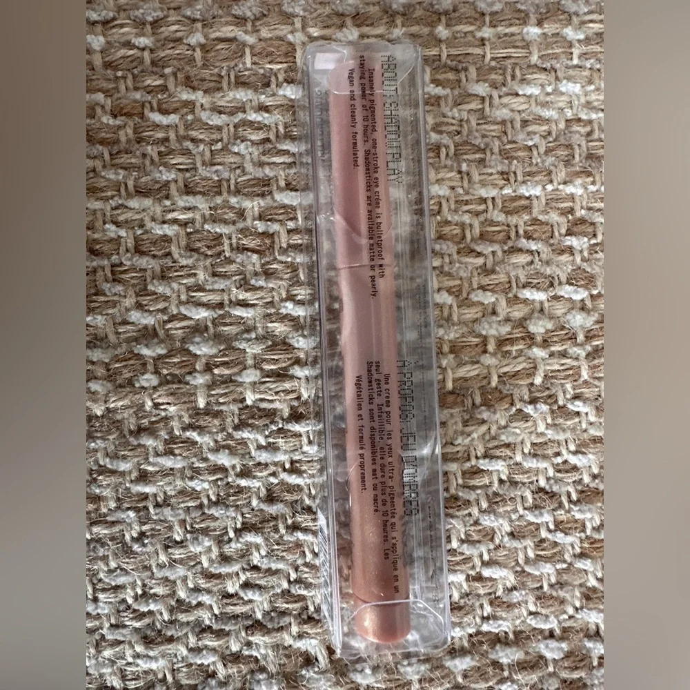 About-Face Eyeshadow stick